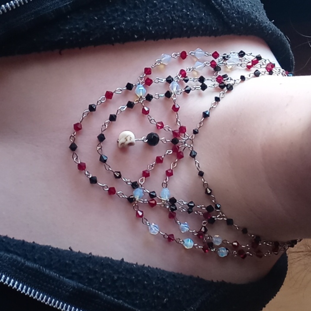 "Gothic Mansion" Necklace - Picture 3 of 6